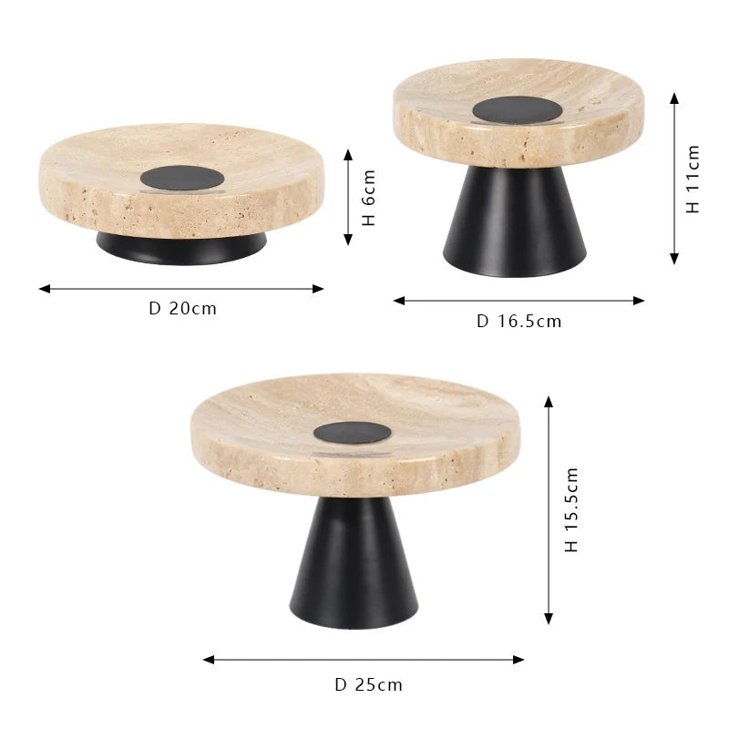 Beiges Travertin-Tablett mit Metallfuß – Multifunktionales Serviertablett im Vintage-Stil - Unique Outlet