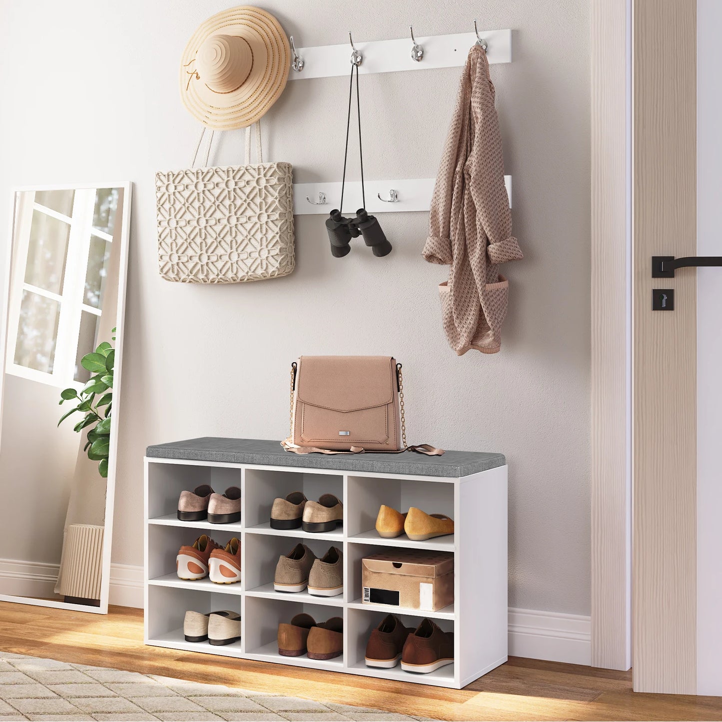Moderner Garderobenschuhregal-Set mit Gepolsterter Sitzbank und Wandgarderobe, 9 Fächer & Haken, in Weiß - Unique Outlet