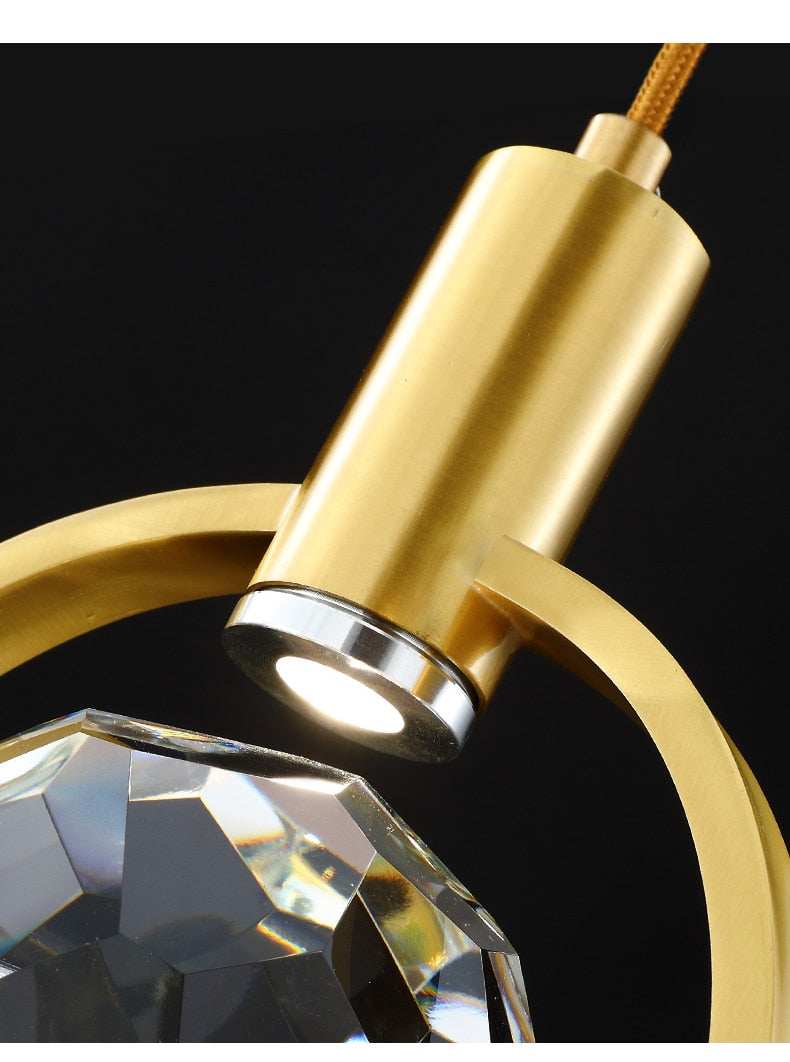 LED-Kristall-Lüster Kreativer Kronleuchter für Schlafzimmer und Wohnräume - Unique Outlet
