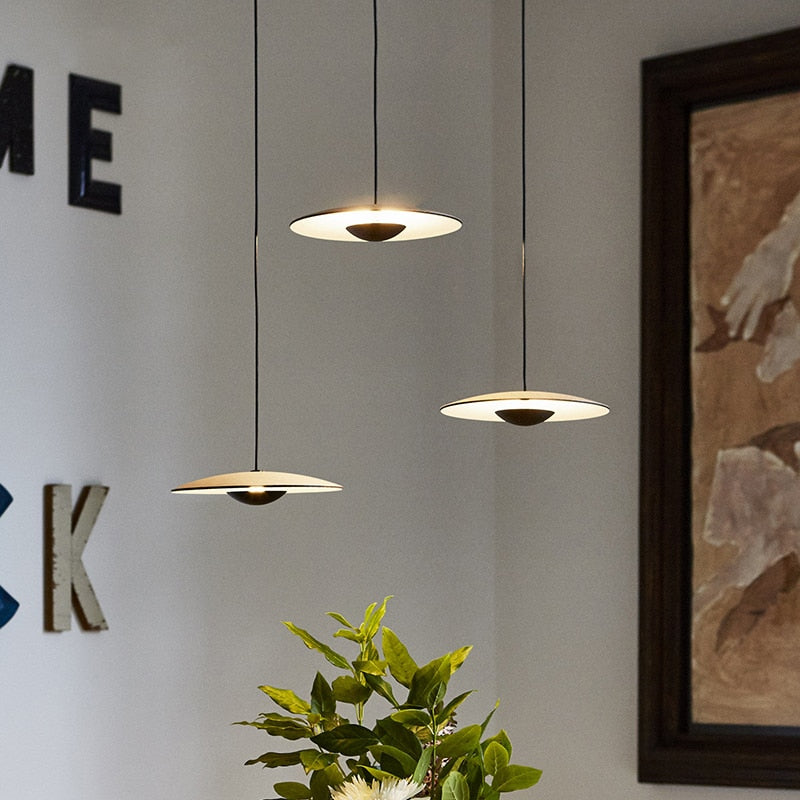 LED Designer-Kronleuchter - Kreativ, modern, minimalistisch - Ideal für Esszimmer, Wohnzimmer, Büro, Café und Wein - Unique Outlet
