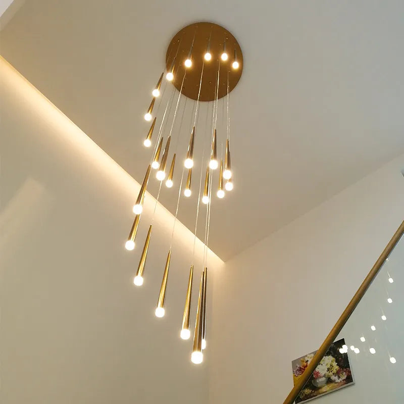 Moderner Treppen-Kronleuchter, Atmosphärisch für Duplex-Wohnungen, Nordisches Design, Drehbarer Lang-Pendelleuchter - Unique Outlet