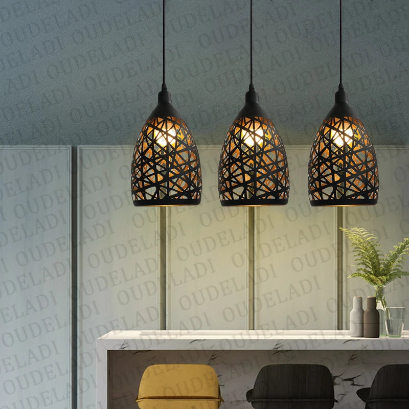 LED-Hängeleuchte - Eisen-Hohlmetallkäfig-Pendelleuchte für Wohnzimmer, Restaurant, Shop und Bar Dekoration - Unique Outlet