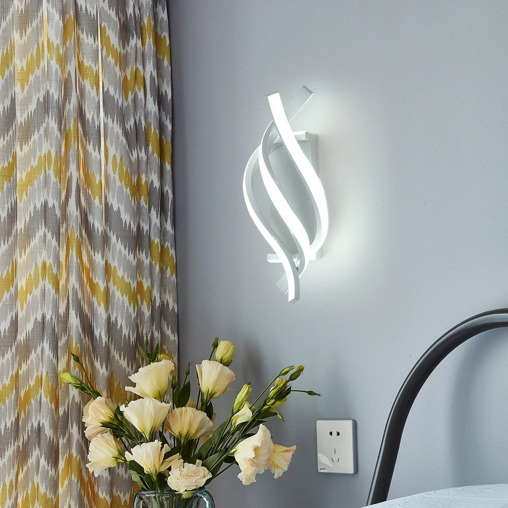 Moderne LED-Wandlampe im Spiraldesign, Dimmbar, Energiesparend für Wohnzimmer, Schlafzimmer, Studierzimmer und Balkondekoration - Unique Outlet