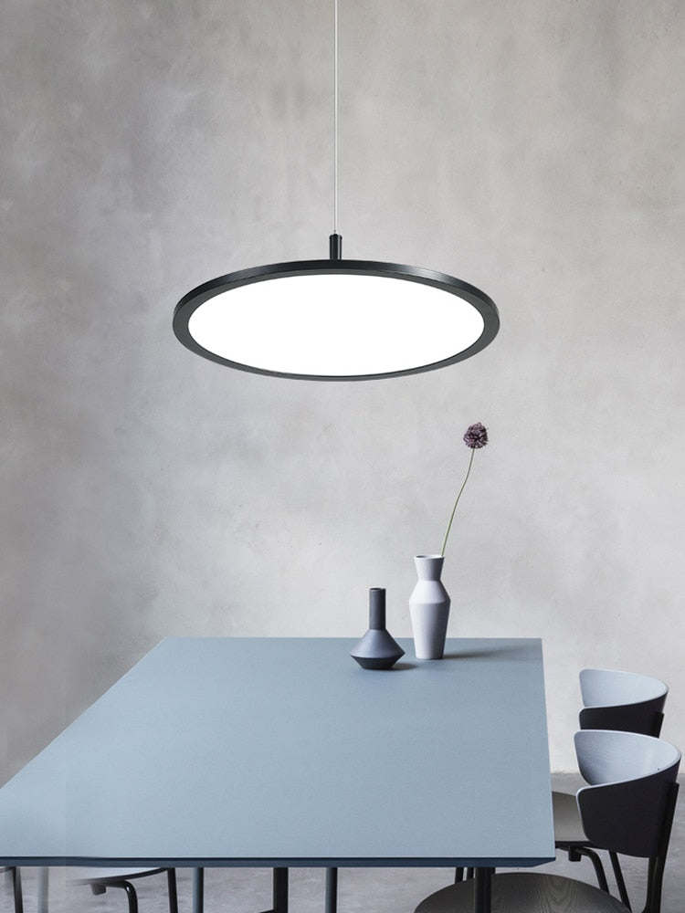 Kreative Scheiben-LED-Hängeleuchten in Schwarz oder Weiß - Modern, Einfach, Ultra-dünn - Ideal für Wohnzimmer, Schlafzimmer, Restaurant, Bar, Café - Unique Outlet