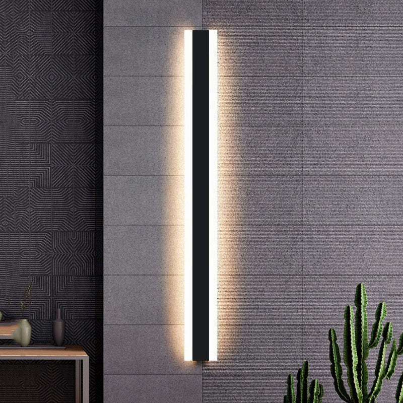 Wasserdichte LED-Außenwandleuchte, Längliche Form, IP65, Aluminium, Garten- und Villen-Beleuchtung, Verschiedene Größen von 30cm bis 240cm - Unique Outlet