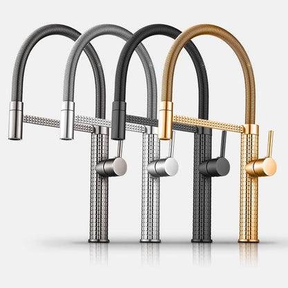 Luxus Küchenarmatur in Gold, Drehbar mit Feder, Heiß- und Kaltwasser-Mischbatterie inkl. Zubehör - Unique Outlet