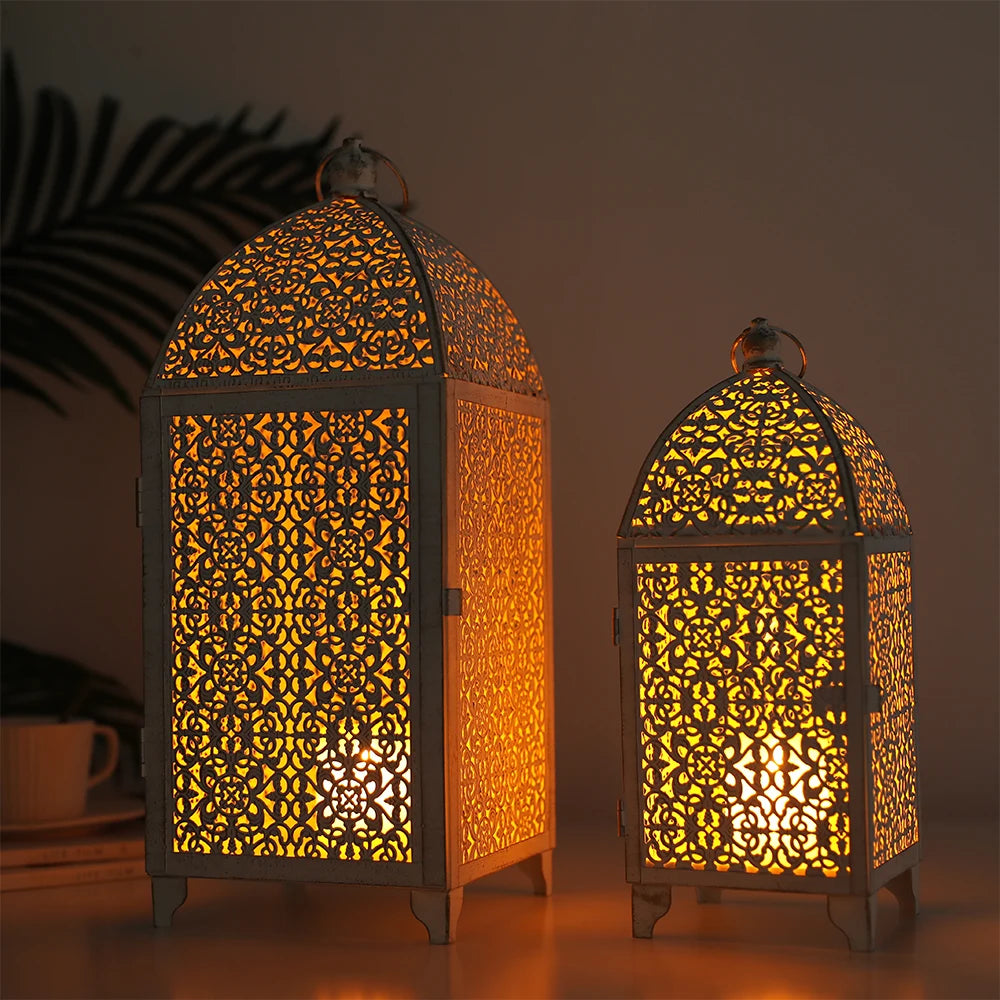 Elegantes 2er Set Metall-Kerzenhalter in Weißgold, Vielseitig für Innen- und Außendekoration - Unique Outlet