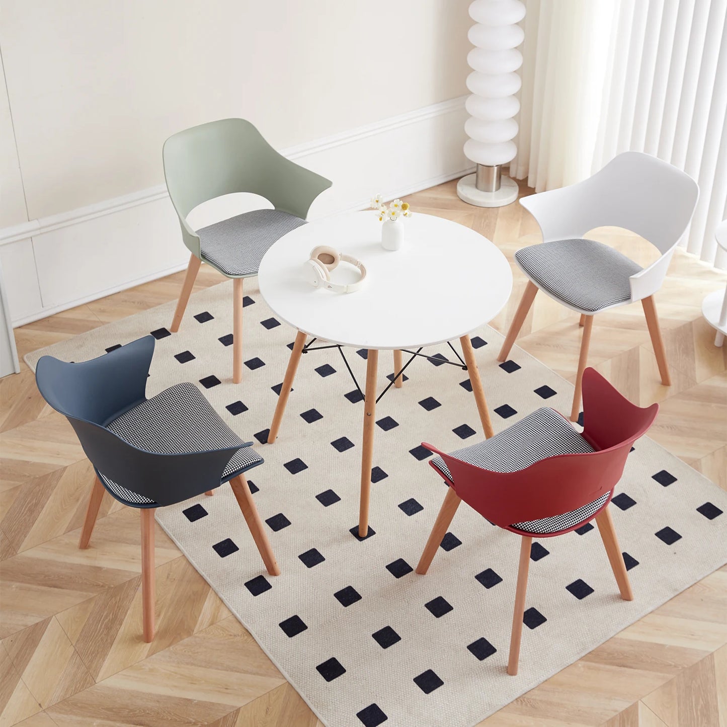 4er-Set Moderne Esszimmerstühle mit Polsterung im Retro-Stil - Unique Outlet