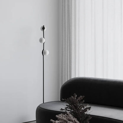 Moderner minimalistischer LED-Bodenleuchter aus Glas mit mehreren Köpfen für Wohnzimmer, Arbeitszimmer und Hotel - Unique Outlet