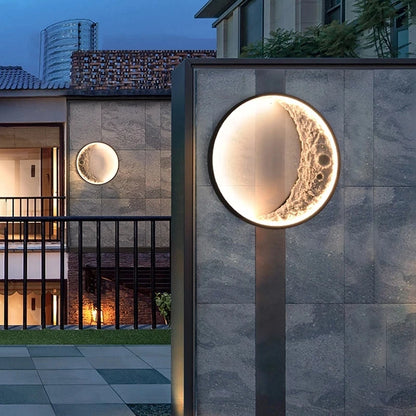 Außenbereich IP65 Wasserdichte LED-Wandlampe – Terrassen- und Gartenbeleuchtung, Mond-Dekor-Kunstwandlampen aus Aluminium - Unique Outlet