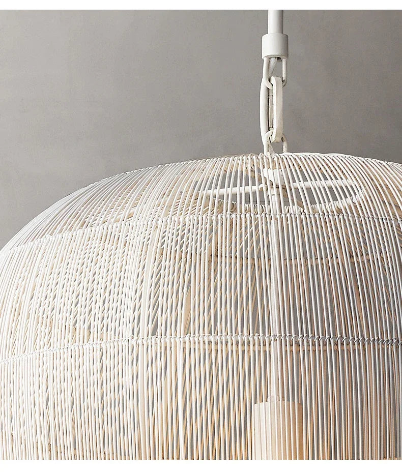 Handgefertigte LED-Hängeleuchte im Minimalistischen Wabi-Sabi-Stil aus Rattan für Esszimmer und Schlafzimmer - Dekorative Pendelleuchte - Unique Outlet