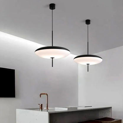 Moderne UFO-Pendelleuchte LED – Minimalistische Hängelampe in Schwarz und Weiß - Unique Outlet