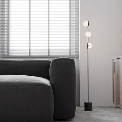 Moderner minimalistischer LED-Bodenleuchter aus Glas mit mehreren Köpfen für Wohnzimmer, Arbeitszimmer und Hotel - Unique Outlet