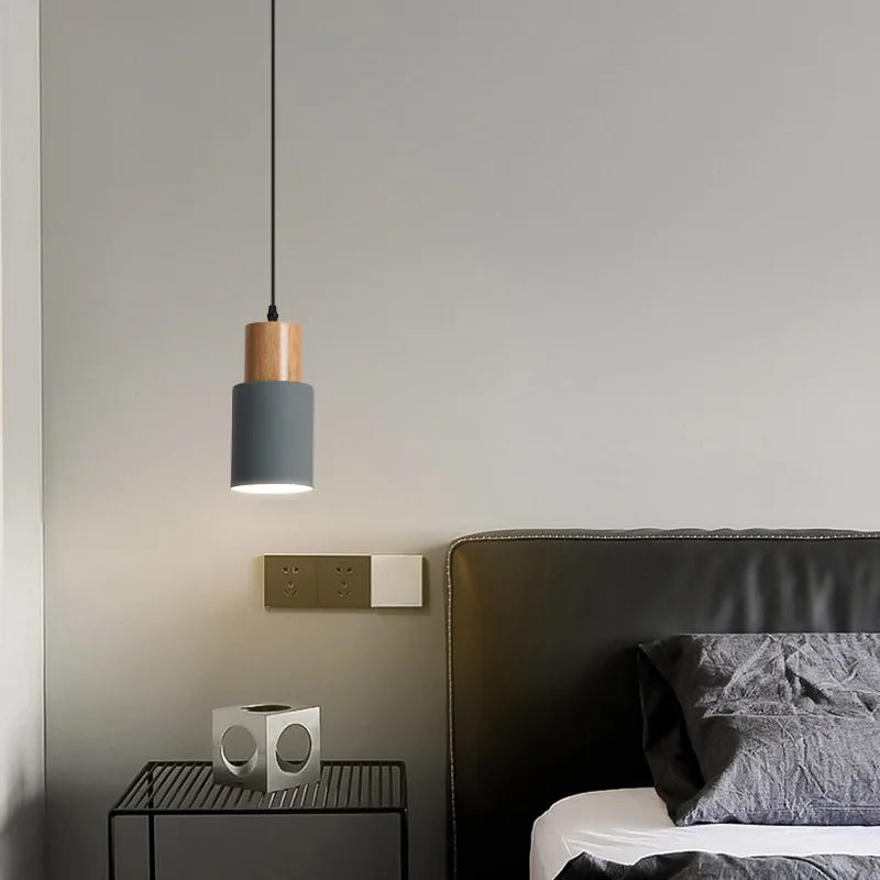 Nordische LED-Pendelleuchten aus Metall und Holz - Moderne Hängelampen für Esszimmer und Küche - Unique Outlet