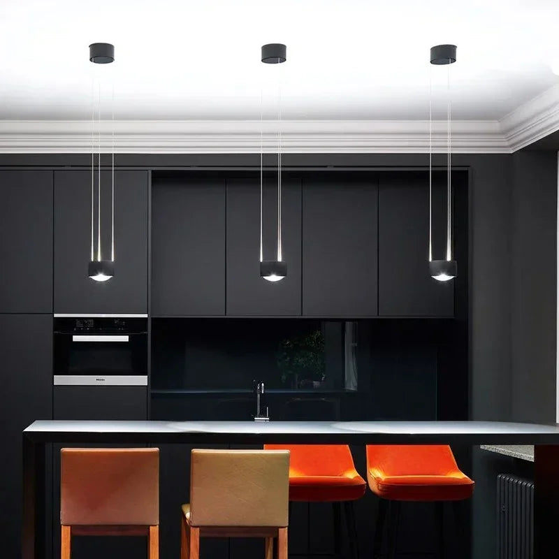 Minimalistische LED-Hängeleuchten | Goldene und Weiße Pendelleuchte für Esstisch und Kücheninsel | Dekorativer Metallglanz für Schlafzimmer und Wohnbereich - Unique Outlet