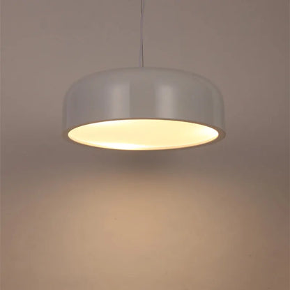 Nordische LED-Pendelleuchten mit Aluminium Lampenschirm – Runde Hängekronleuchter in Schwarz/Weiß für Esszimmer und Küche - Unique Outlet