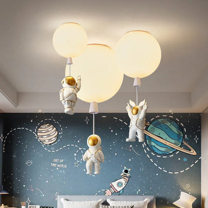 Moderne LED-Astronaut-Ballon-Pendelleuchten – Kreative Kinderzimmer-Dekoration mit Glasball-Hängelampen - Unique Outlet