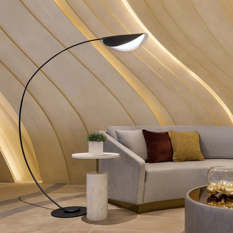 Moderne Parabola LED-Stehleuchte – Elegantes Schwarz für Wohn- und Schlafbereich - Unique Outlet