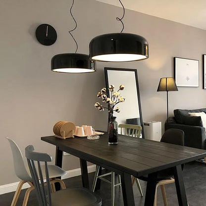 Nordische LED-Pendelleuchten mit Aluminium Lampenschirm – Runde Hängekronleuchter in Schwarz/Weiß für Esszimmer und Küche - Unique Outlet