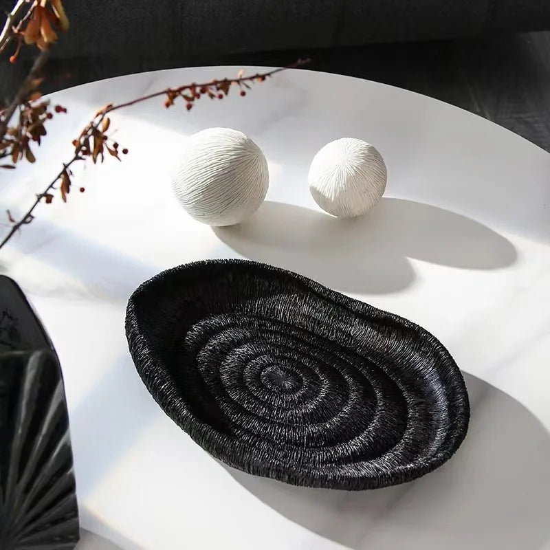 Designer Harzschale in Naturinspirierter Formgebung - Unique Outlet