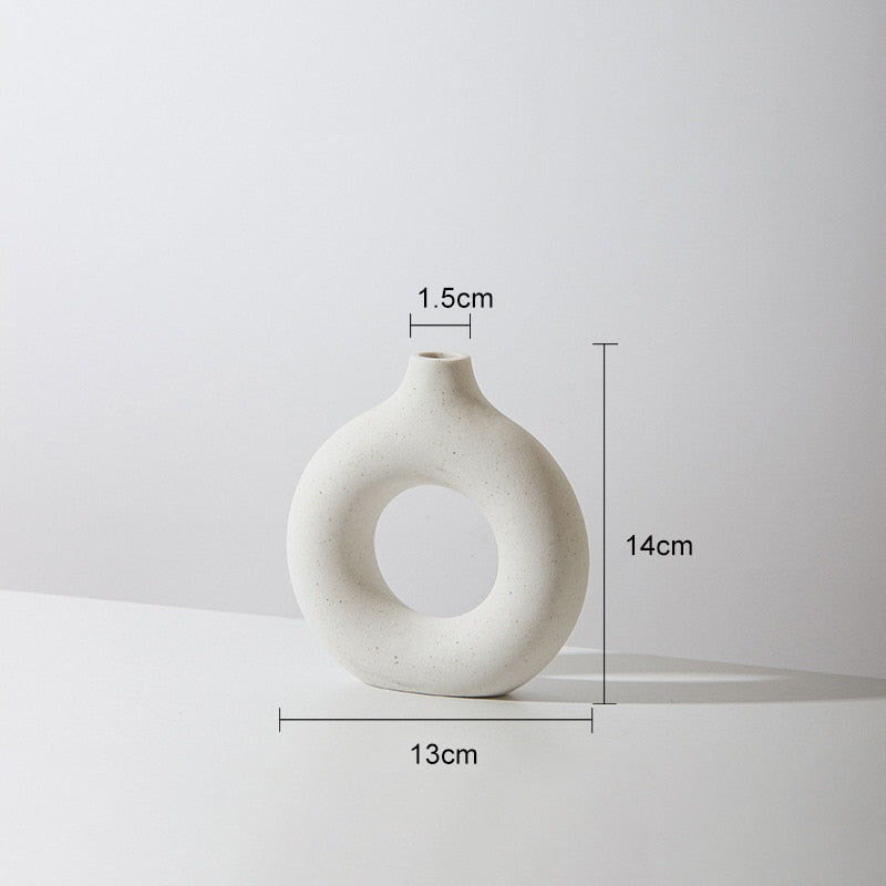 kreisförmige Donut Vase aus Keramik - Unique Outlet
