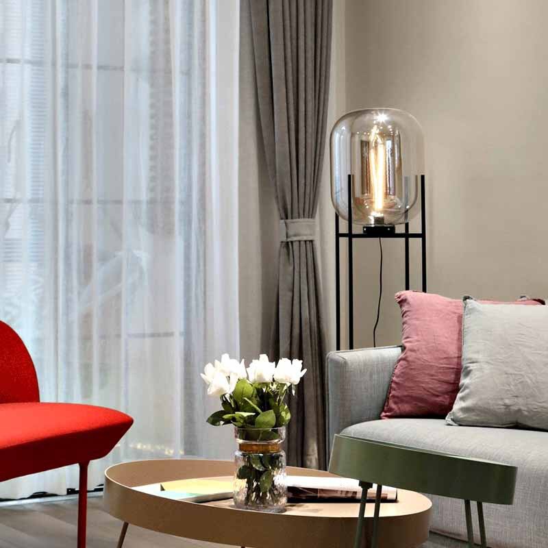 Edle Nordic Bodenlampe mit LED-Beleuchtung - Unique Outlet