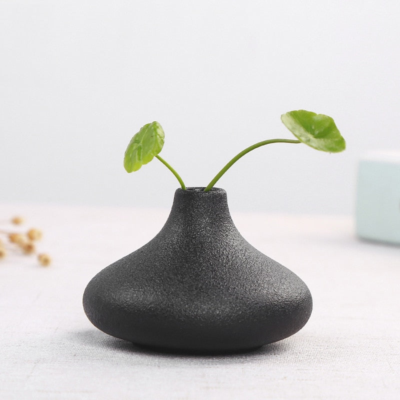 Schwarze keramische Vase für Heimdekoration - Unique Outlet