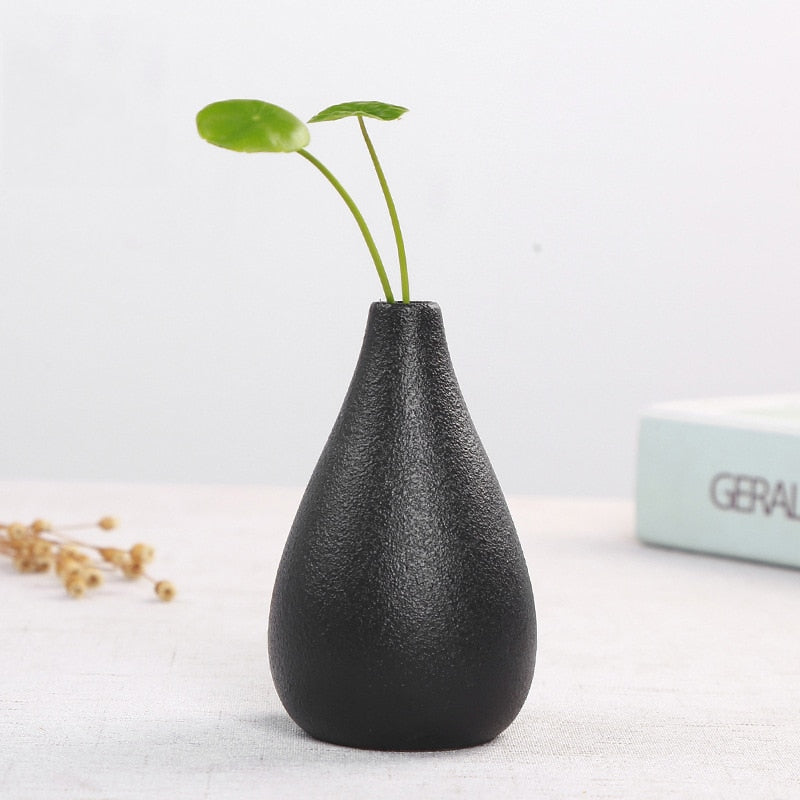 Schwarze keramische Vase für Heimdekoration - Unique Outlet